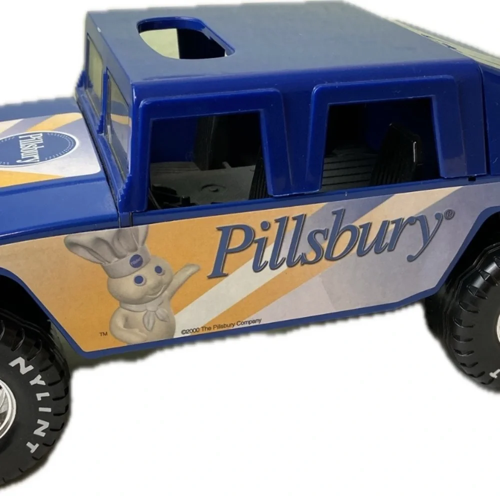 Vintage Pillsbury doughboy, 2000 NYLINT Hummer toy car with sound
